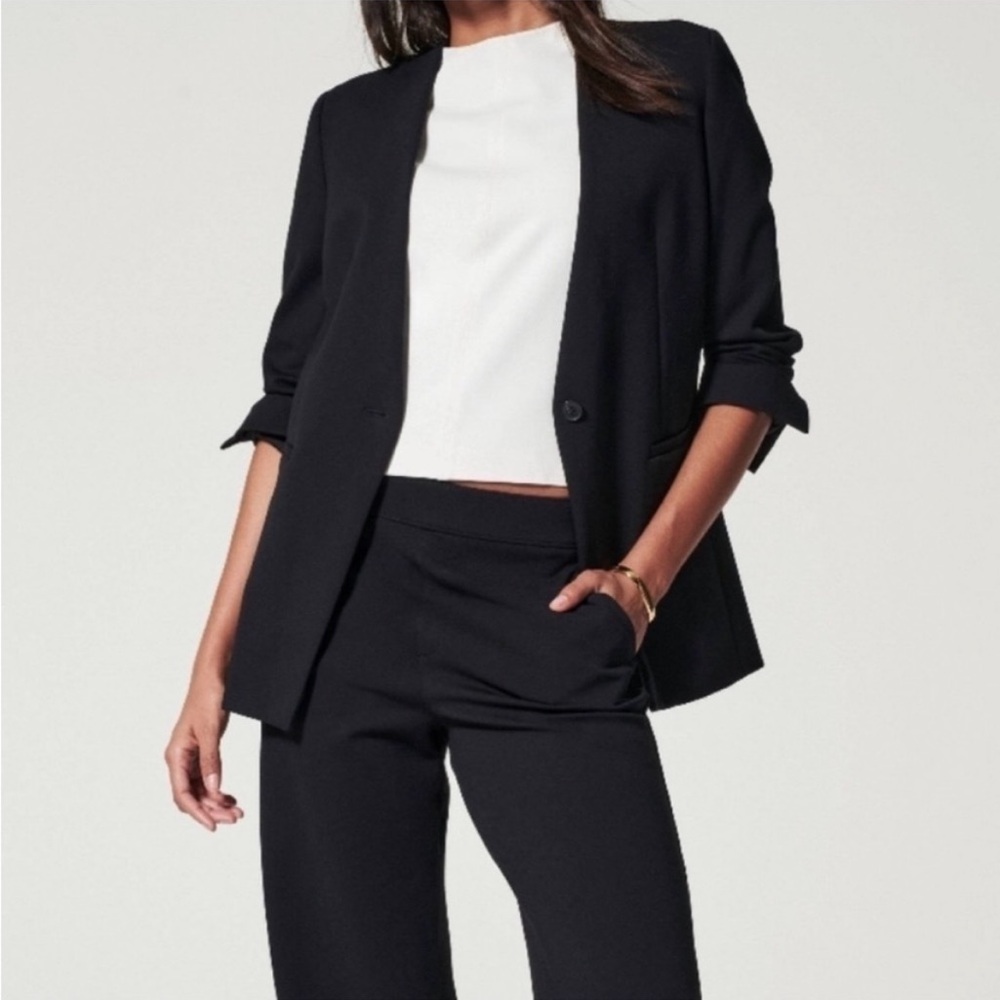 SPANX ‘The Perfect Oversized Collarless
Blazer’ In Classic Black